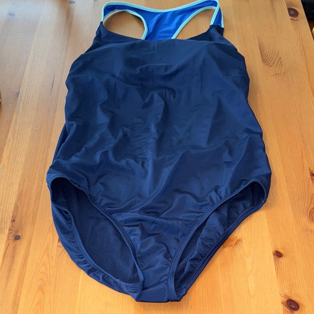 New! Lands’ End Elegant Dark Blue Swimsuit with Light Blue Trim Size 16
